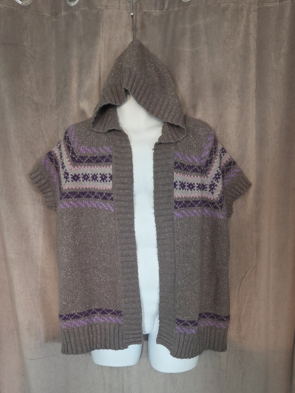 dressbarn 3x Gray Hooded Short-Sleeve Cardigan with Purple Accents